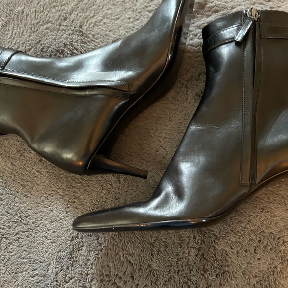 RALPH LAUREN WOMEN’S BOOTS - Picture 5 of 8